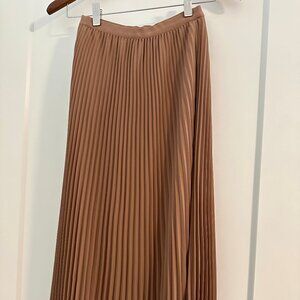 Babaton knife pleated skirt. Brown. XS